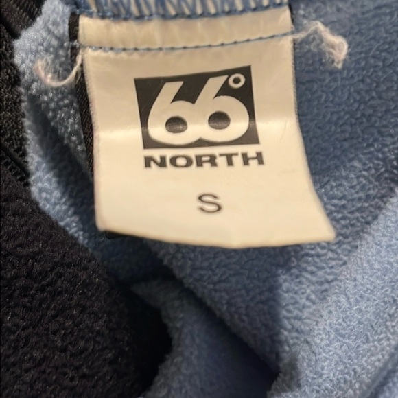 66°North Women's Two-Tone Puffer Jacket - Picture 10 of 11